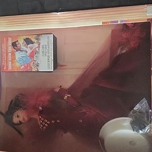 Gone with the wind  Scarlett  O'Hara makes her grand entrance barbie